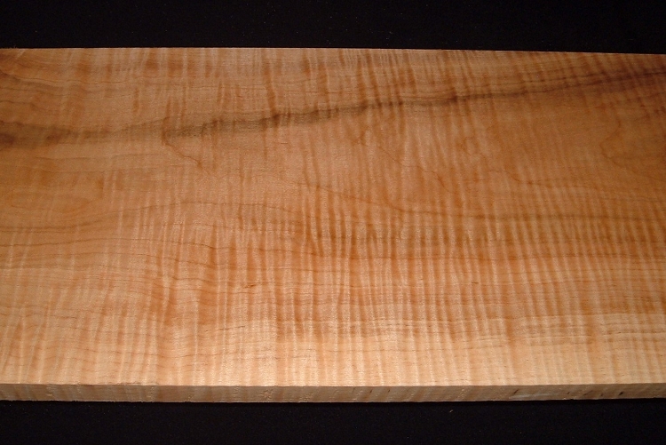 HWMS-7610z, 7/8x9-3/4x37, Curly Tiger Maple, Heartwood/Sapwood Blend